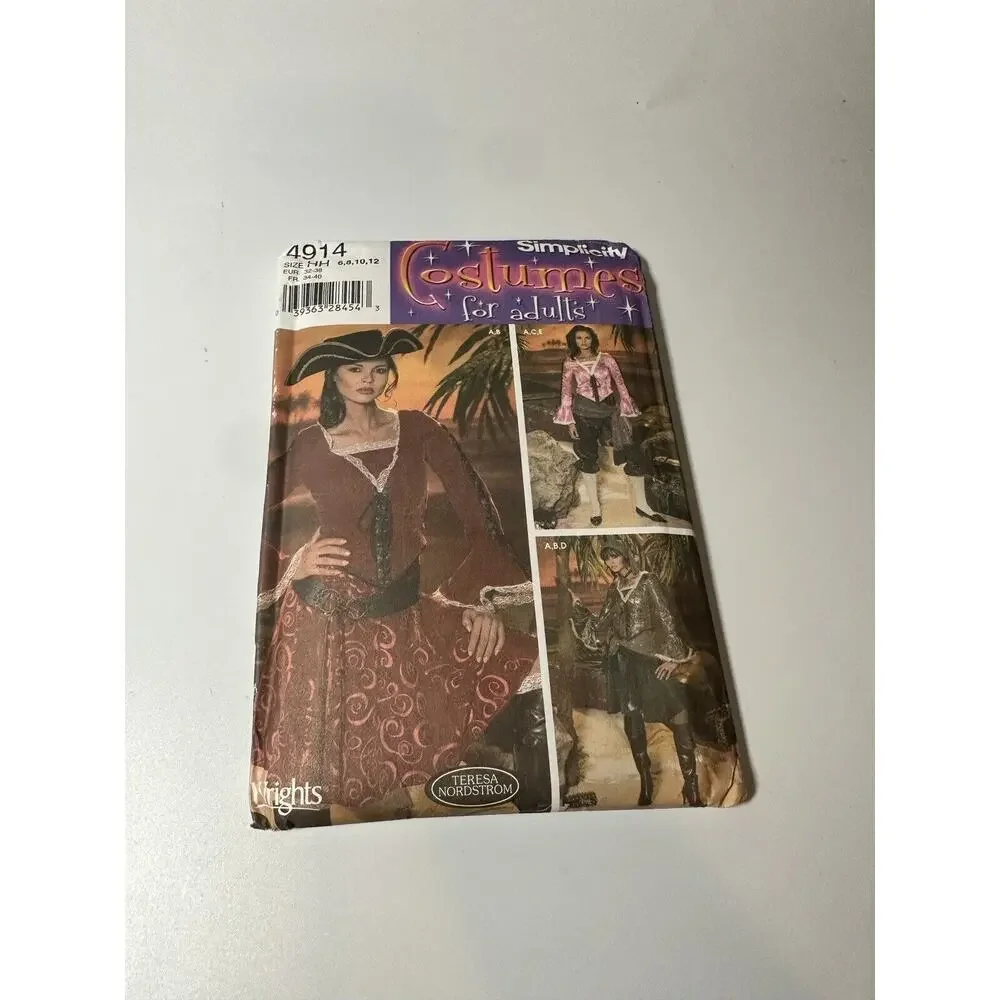Large Lot Of 14 Vintage Sewing Patterns For Clothes & Crafts Mixed Cut & Uncut